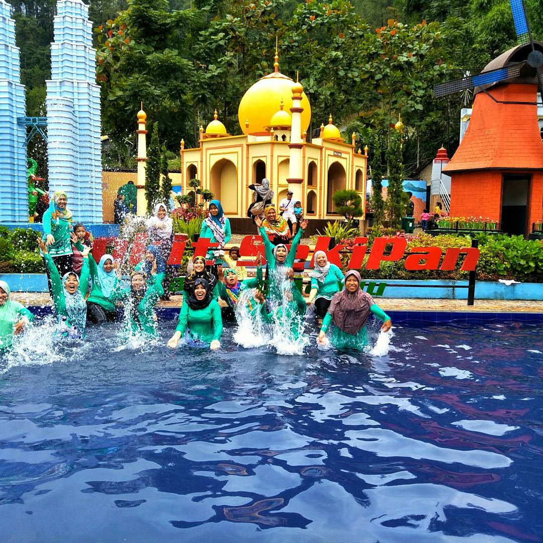 harga tiket masuk bukit sekipan tawangmangu harga tiket masuk bukit sekipan tawangmangu