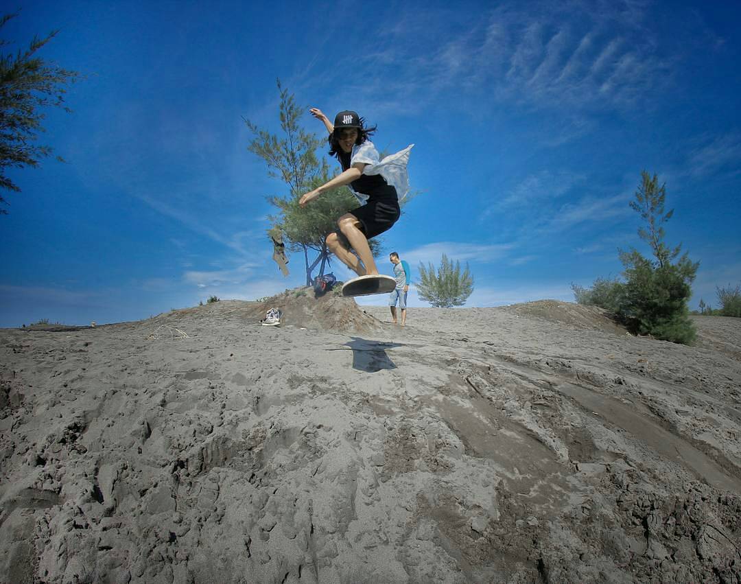 Gumuk Pasir Parangkusumo Gumuk Pasir Parangkusumo
