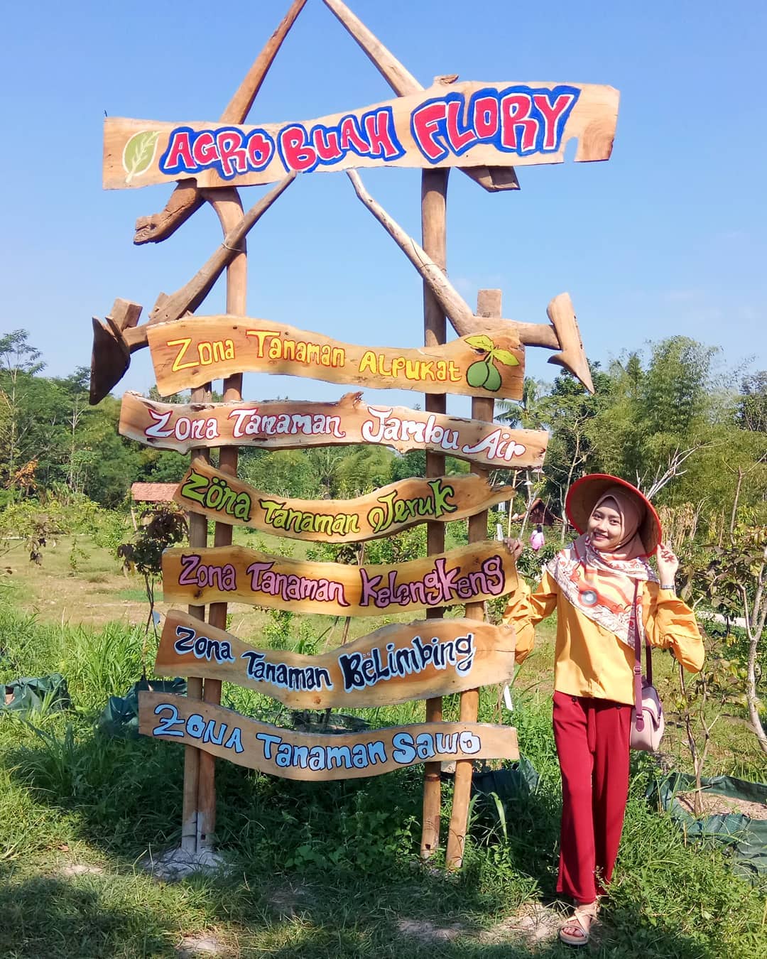 Fasilitas Wisata Kampung Flory Fasilitas Wisata Kampung Flory