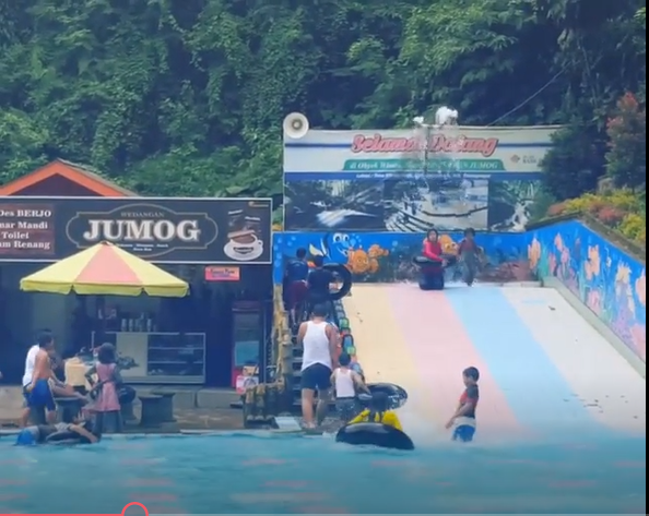Kolam Renang Air Terjun Jumog Karanganyar Kolam Renang Air Terjun Jumog Karanganyar