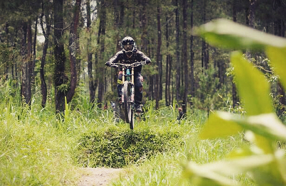 Trek Downhill Jogja Trek Downhill Jogja